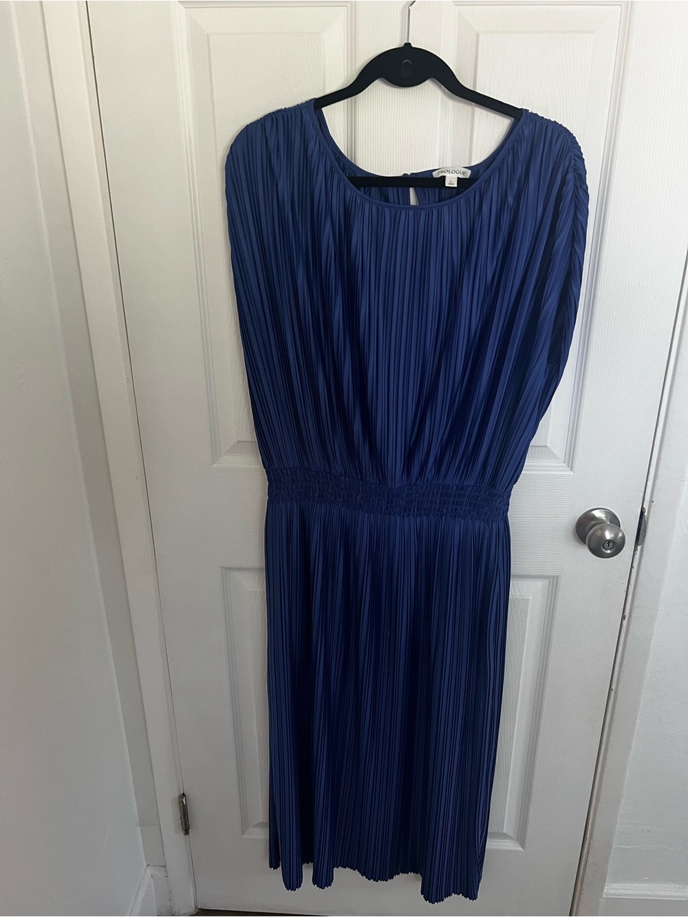 Prologue‎ Navy Pleated Midi Dress